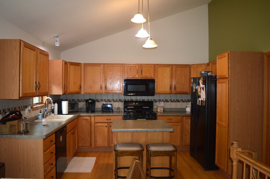 Building Photo - 8305 Dolomite Ln