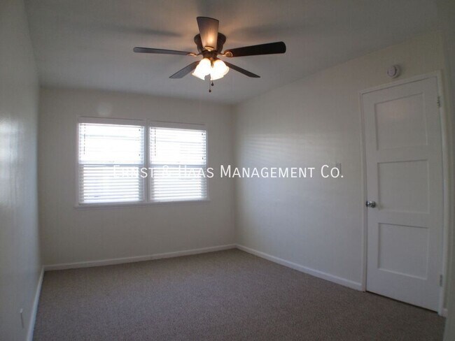 Building Photo - 4541 N Banner Dr