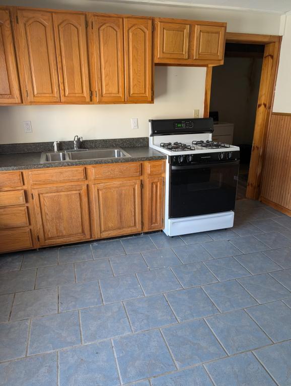 Building Photo - 408 Upper