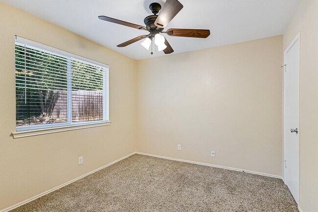 Building Photo - 519 Cutty Trail