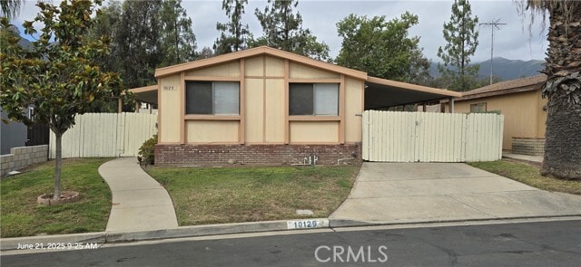 Building Photo - 10129 Wrangler Way