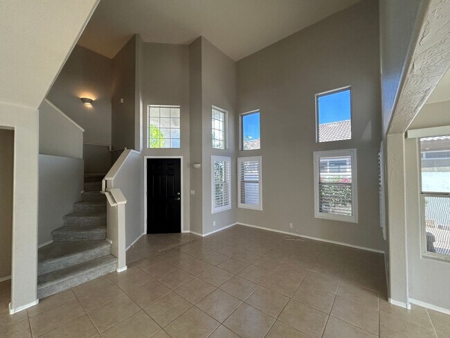 Building Photo - 4447 E Creosote Dr