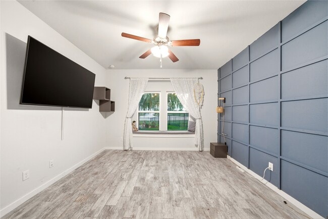 Building Photo - 2705 Bernadino Dr