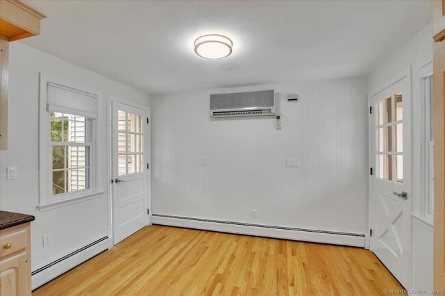 Building Photo - 77 Hemlock Ridge