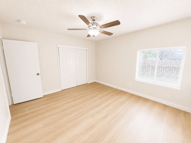 Building Photo - 6298 Dairy Ave