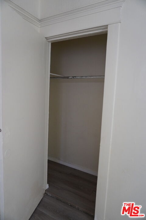 Building Photo - 324 E Lime Ave