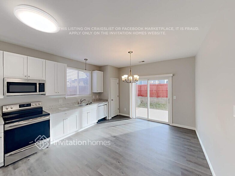Building Photo - 20166 E Belleview Ln