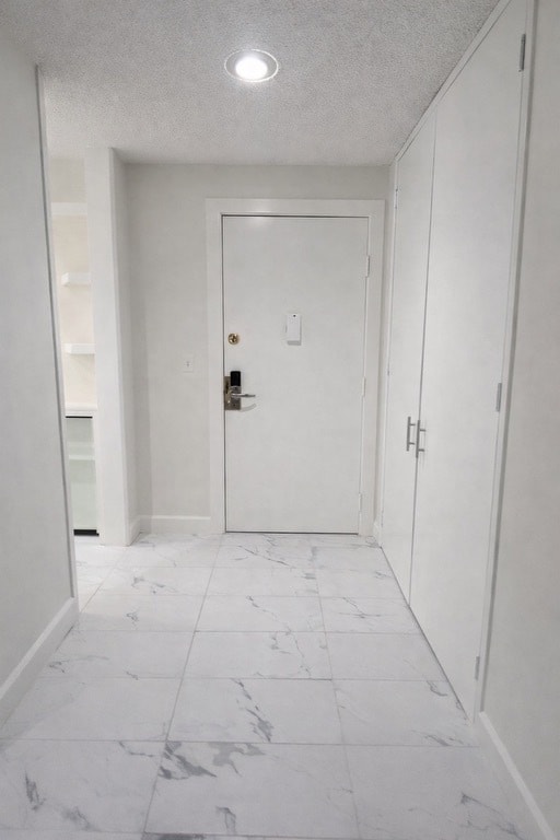 Building Photo - 6435 Green Valley Cir