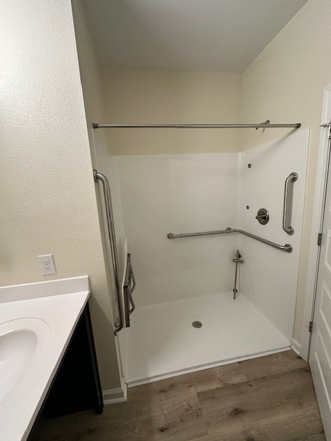 Building Photo - Azan