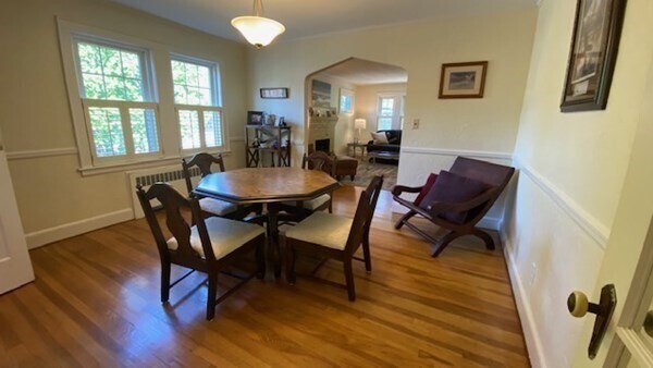 Building Photo - 297 Walnut St