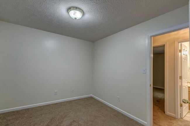 Building Photo - 632 Vonbryan Trace