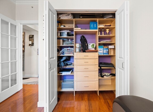 Building Photo - 519 Harrison Ave