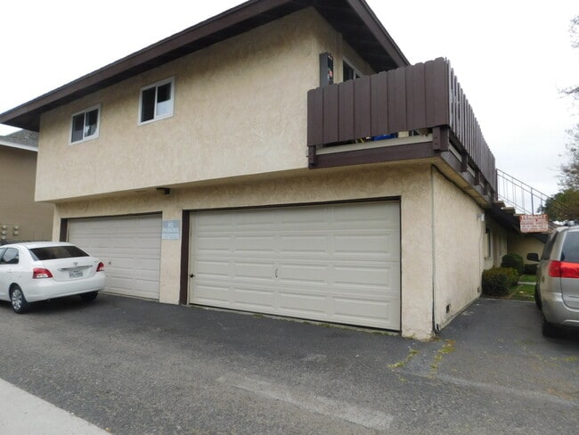 Building Photo - 7062 Heil Ave