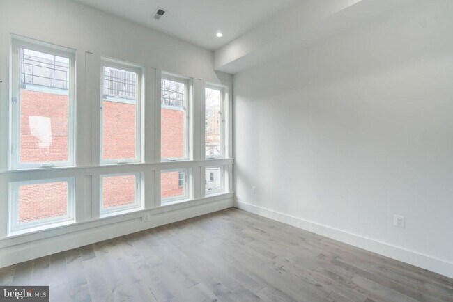 Building Photo - 2228 13th St NW