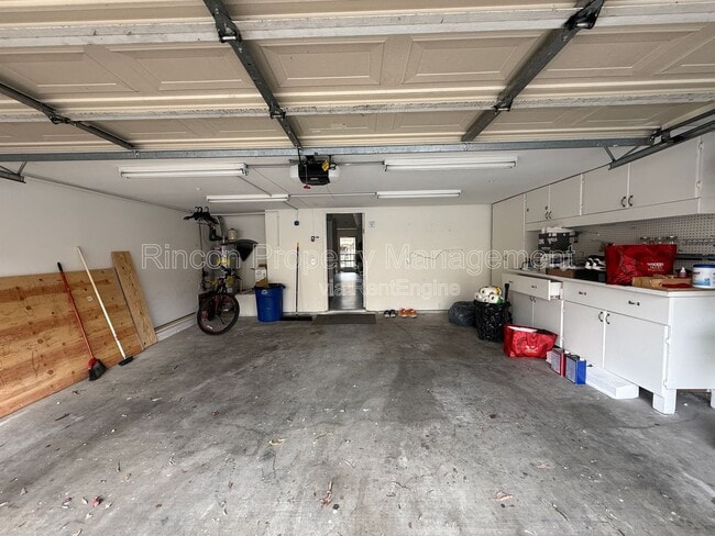 Building Photo - 1220 Nautical Way