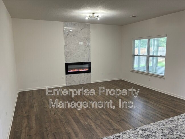 Building Photo - 30 Misty Birch Ln