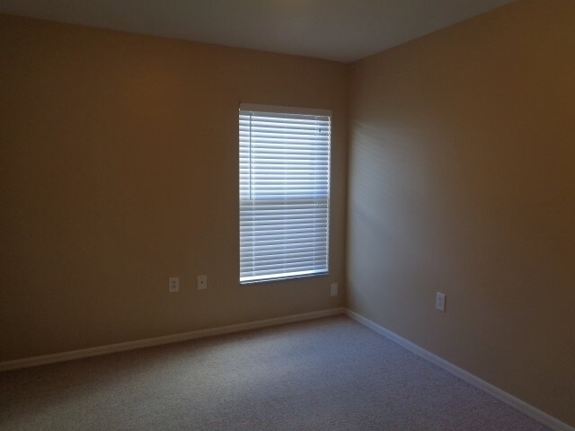 Building Photo - 28716 Raindance Ave