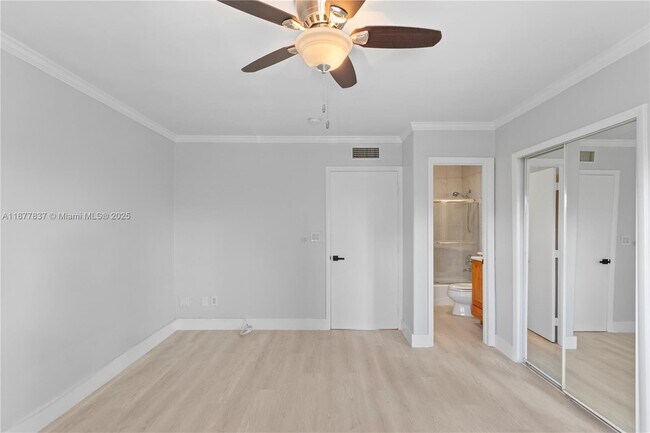 Building Photo - 8600 SW 67th Ave