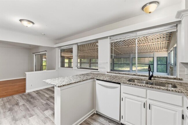 Building Photo - 1409 Desert Quail Ln