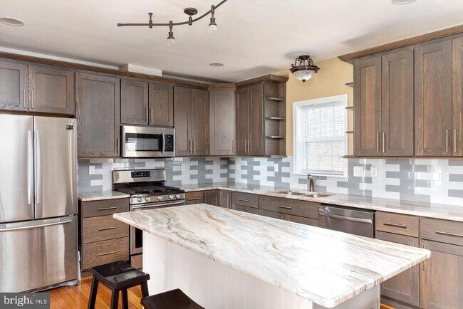 Building Photo - 289 Slate Ln