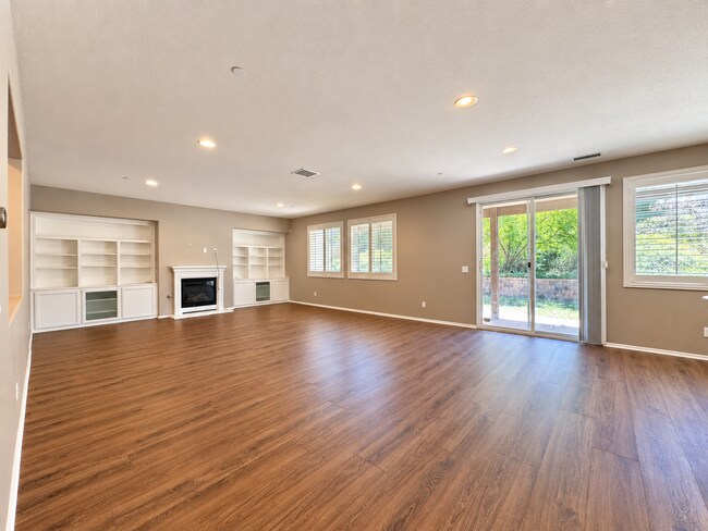 Building Photo - 31029 Branding Iron Ct