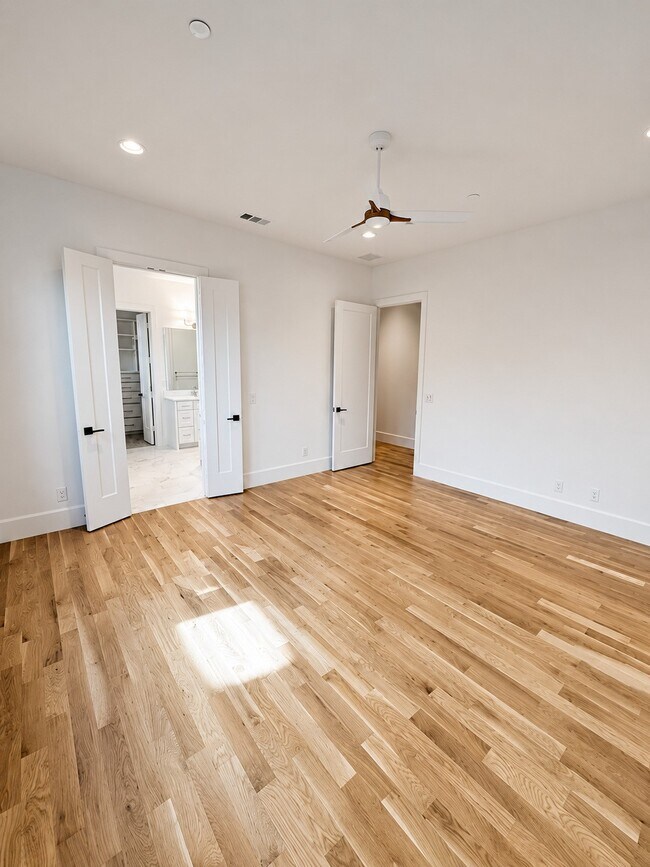Building Photo - 3529 Asbury St