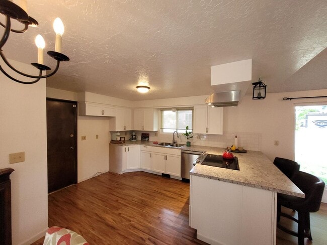 Building Photo - Charming home in Boise!