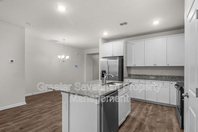 Building Photo - 137 Benelli Dr