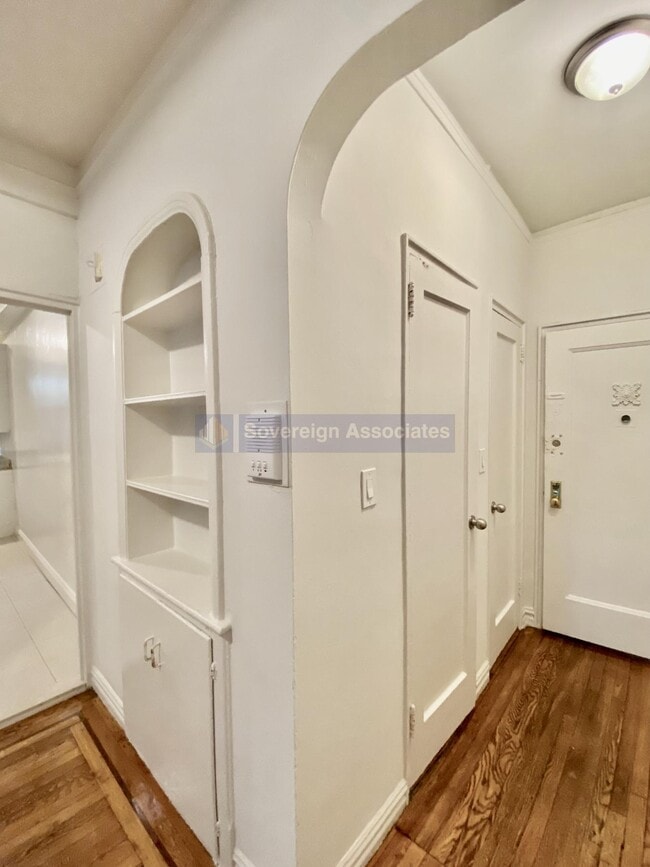 Floorplan - 600 West 218th Street
