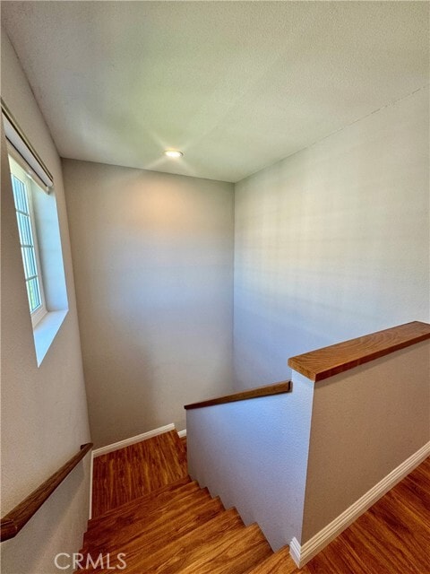 Building Photo - 2800 Plaza del Amo