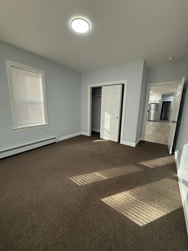 Building Photo - 17-19 Cabot St - 17-1