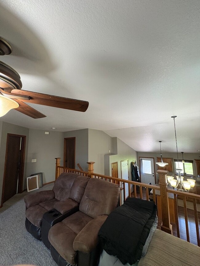 Building Photo - 3258 White Oak Ln