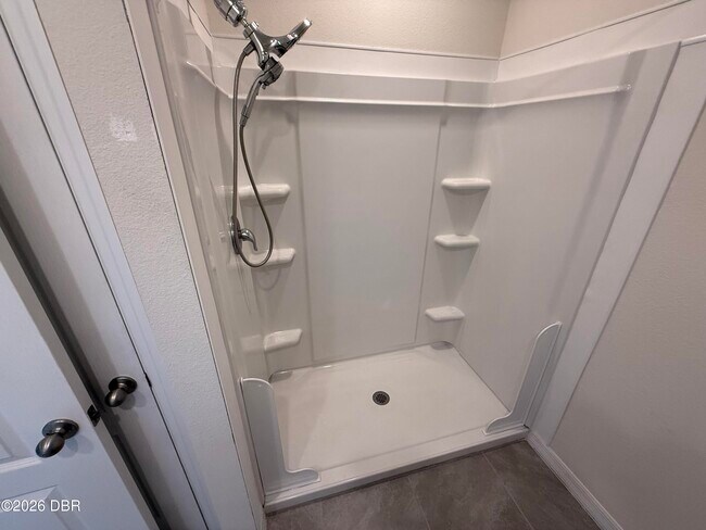 Building Photo - 2733 Silver Canoe Dr