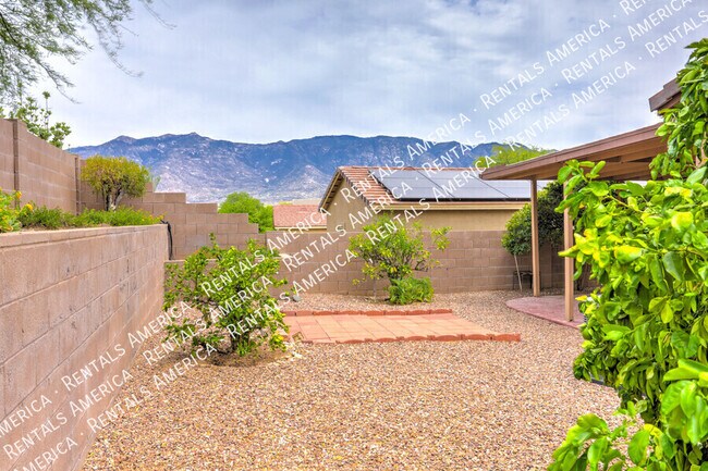 Building Photo - 3647 E Mecate Rd