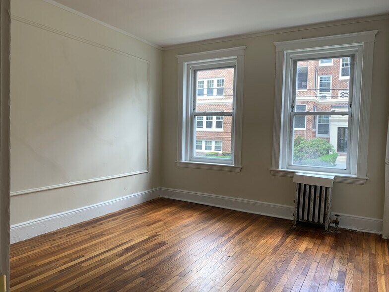 Building Photo - 4 Vinal St