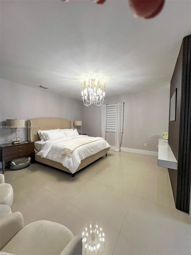 Building Photo - 14680 SW 17th St