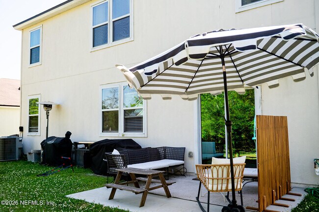 Building Photo - 271 Jarama Cir