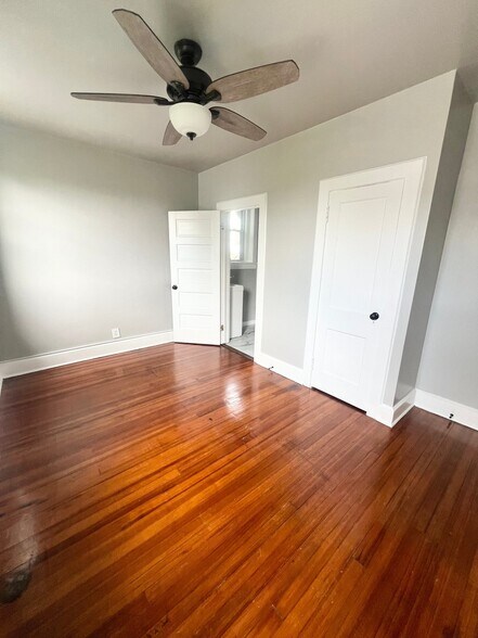 Building Photo - 1411 Leigh St