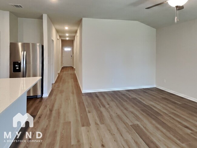 Building Photo - 2828 Mill Run Bnd