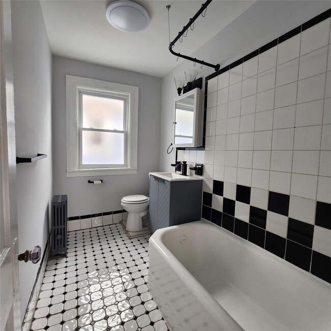 Building Photo - 89-21 172nd St