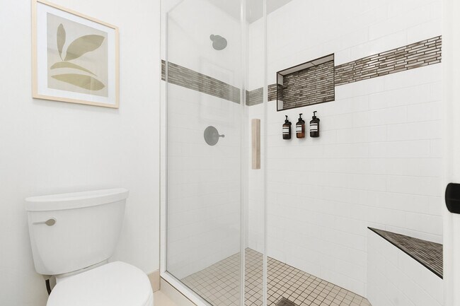 Building Photo - 10401 N 52nd St