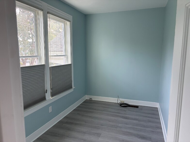 Building Photo - 536 Arlington St