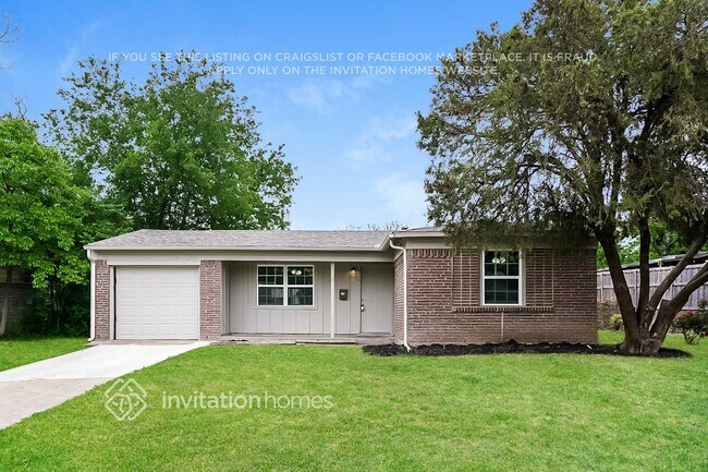 Building Photo - 4500 Sherwood Dr