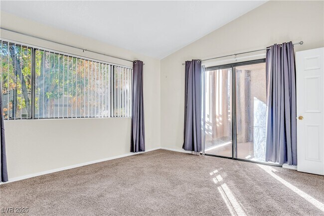 Building Photo - 5026 S Rainbow Blvd