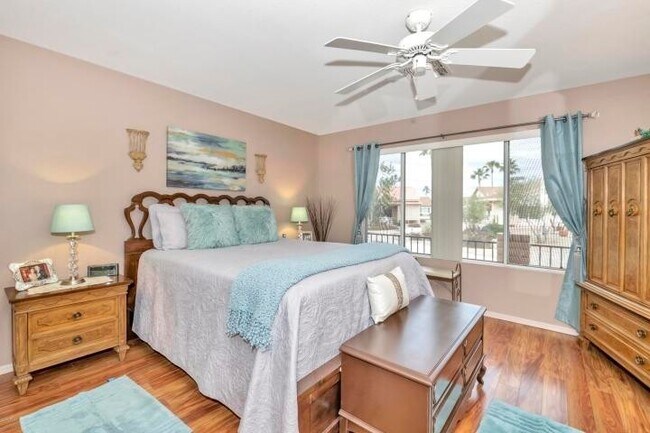 Building Photo - AVAILABLE OCTOBER - UNFURNISHED HOME IN SU...