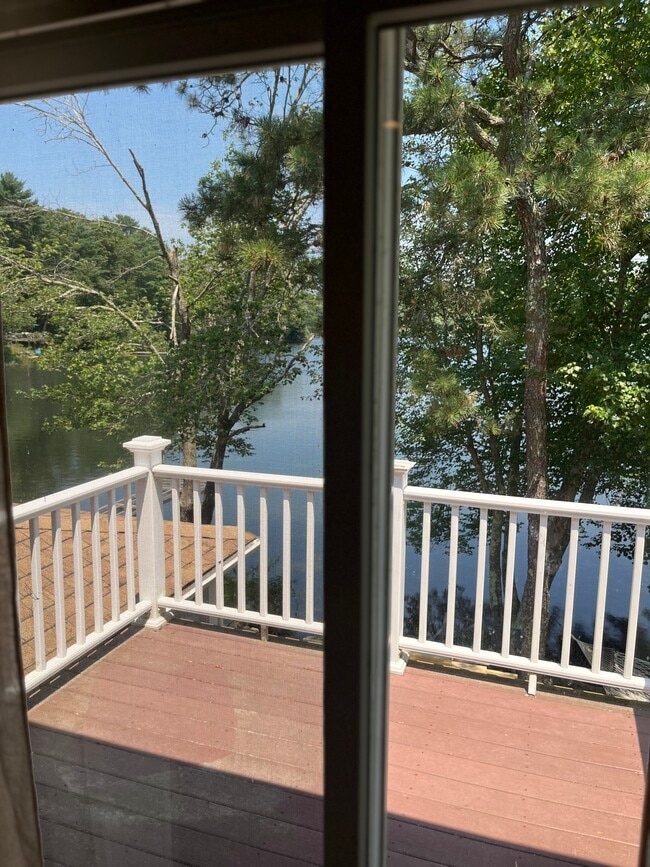 Primary suite balcony - 56 Goldfinch Ln