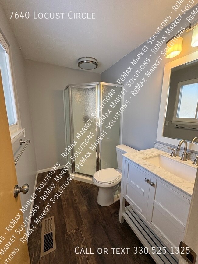 Building Photo - 7640 Locust Cir