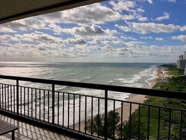 Building Photo - 4000 N Ocean Dr