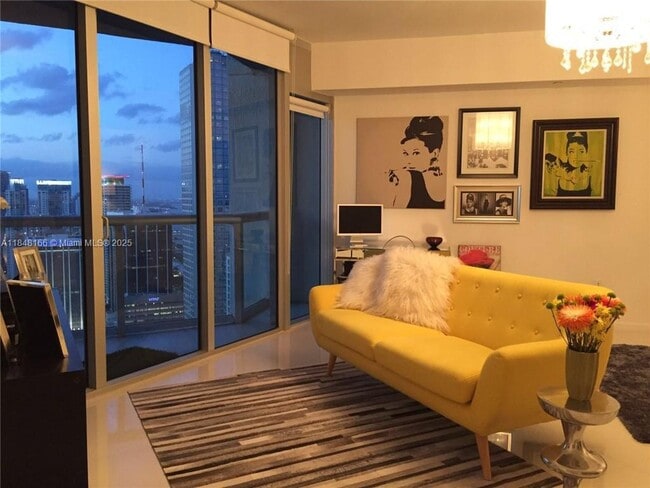 Building Photo - 475 Brickell Ave
