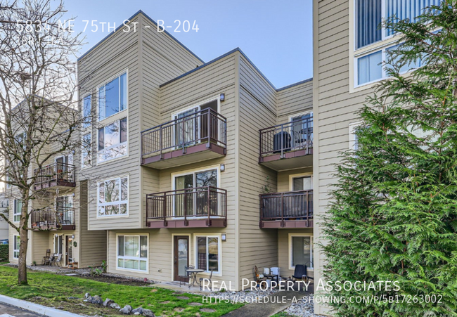 Primary Photo - 5834 NE 75th St